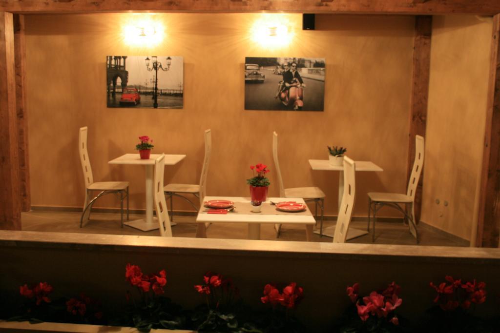 Tango Hotel روما المظهر الخارجي الصورة